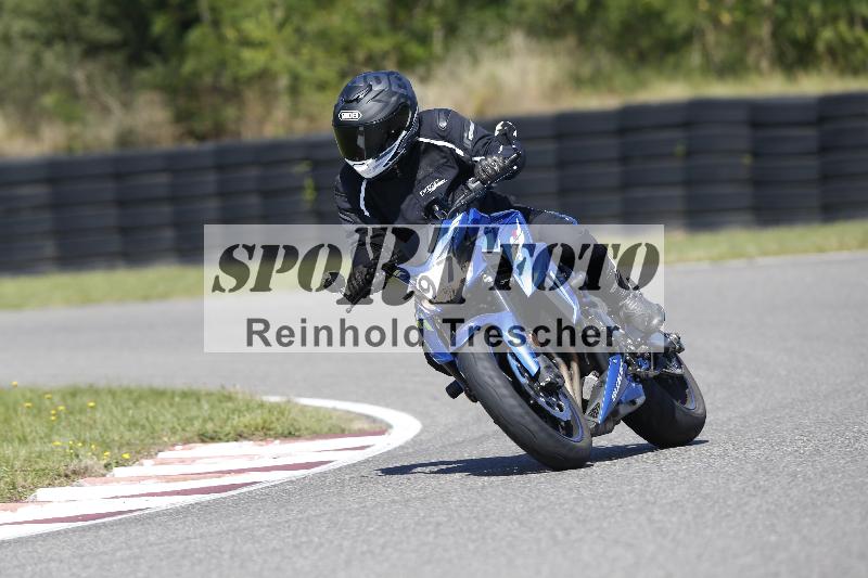 Archiv-2025/48 25.08.2025 Cornu Master School ADR/gruen-vert/97